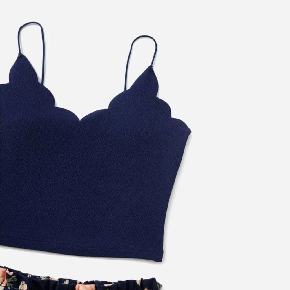 Boho scallop trim cami top and floral print paper bag waist shorts 2 piece set - Picture 4 of 10